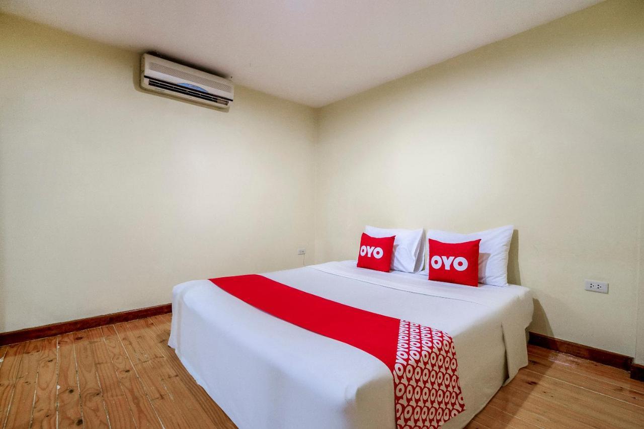 Oyo 1065 Greenery House Hotel Pattaya Bagian luar foto